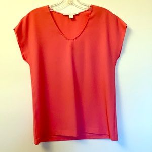 Diane Von Furstenberg v-neck cap sleeve top